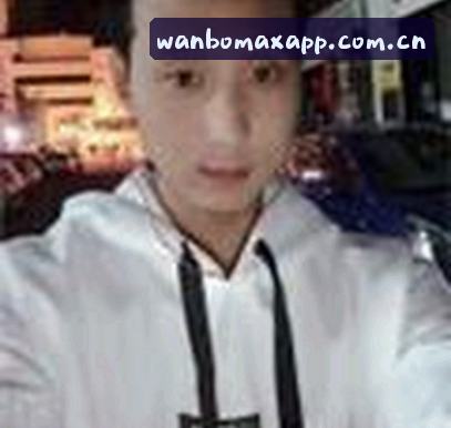 李伟